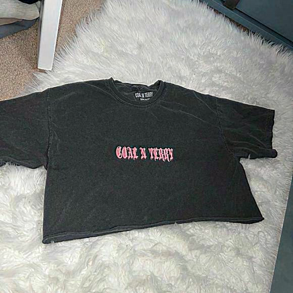 Coal N Terry‎ crop top size medium